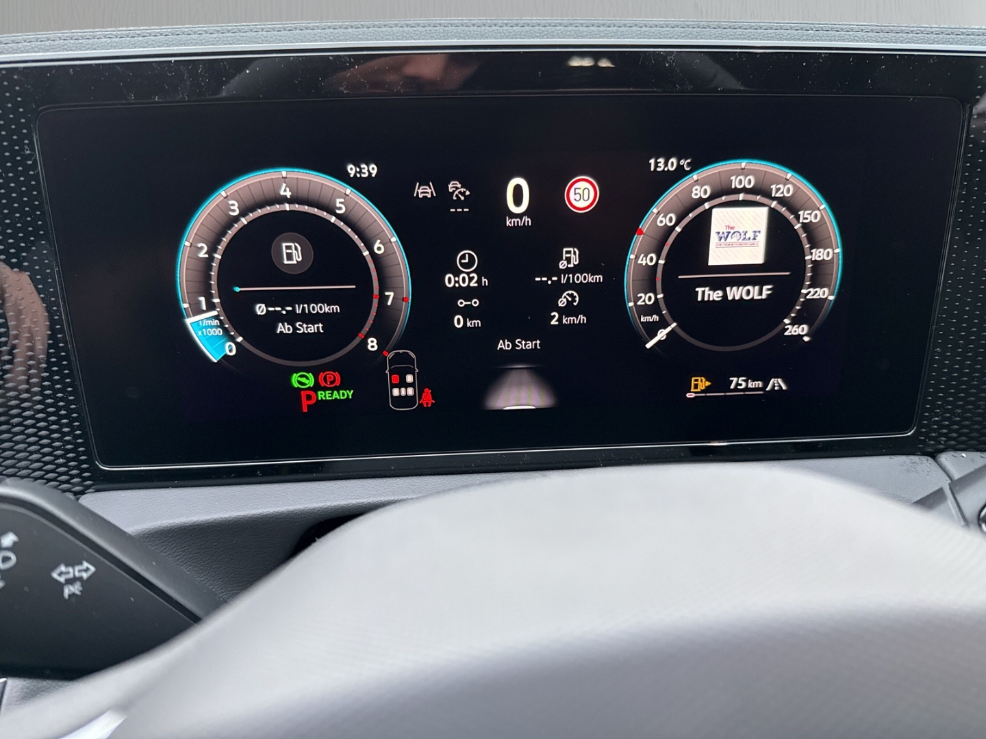 Fahrzeugabbildung Volkswagen Tiguan 1.5 eTSI DSG ENERGY LED AHK LM18 GJR