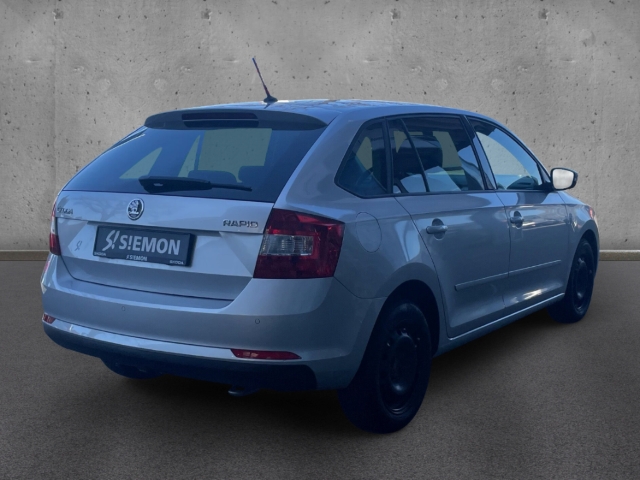 Fahrzeugabbildung SKODA Rapid Ambition Spaceback PDC SHZ Temp Klima BC