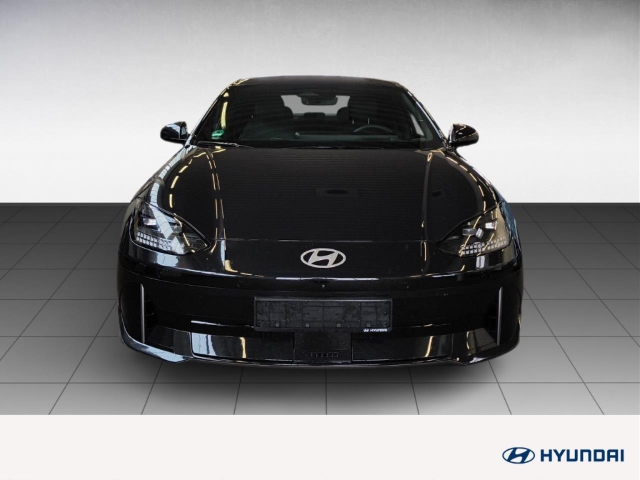 Fahrzeugabbildung Hyundai IONIQ 6 77,4kWh 4WD UNIQ 20LM HUD Navi Digitales Cockpit Memory Sitze Soundsystem