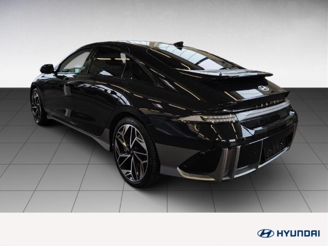 Fahrzeugabbildung Hyundai IONIQ 6 77,4kWh 4WD UNIQ 20LM HUD Navi Digitales Cockpit Memory Sitze Soundsystem