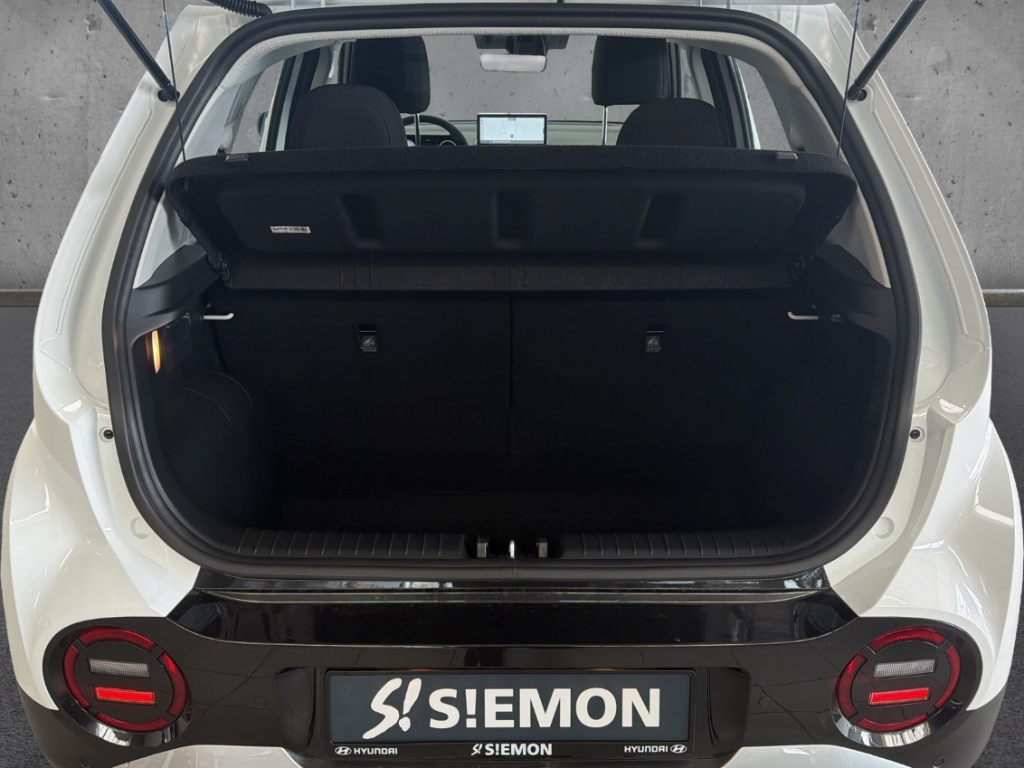 Fahrzeugabbildung Hyundai INSTER EV 42kWh SELECT Navi ACC Apple CarPlay Android Auto Klimaautom Musikstreaming DAB Keyless Entry