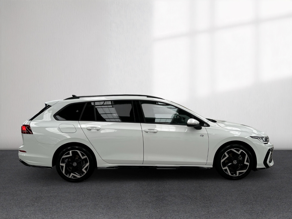 Fahrzeugabbildung Volkswagen Golf Variant 1.5 eTSI R-Line ACC SHZ LED SHZ Privacy GJR
