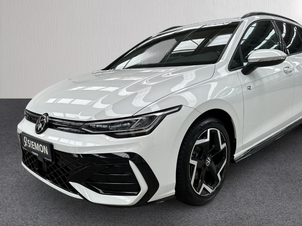 Fahrzeugabbildung Volkswagen Golf Variant 1.5 eTSI R-Line ACC SHZ LED SHZ Privacy GJR