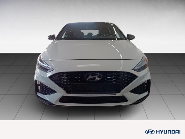 Fahrzeugabbildung Hyundai i30 FL 5trg 1.5 T-GDI 48V MT N-Line Sitz-P. Panorama Sportpaket Navi