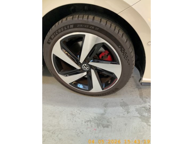 Fahrzeugabbildung Volkswagen Polo VI GTI IQ.Light IQ.Drive ACC SHZ PDC SideAss