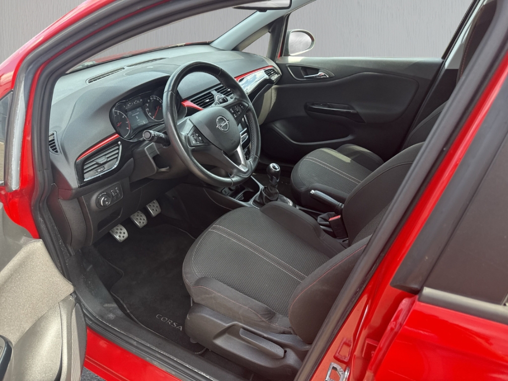 Fahrzeugabbildung Opel Corsa E 1.4 Color Edition CarPlay PDC SHZ BT Allwetter