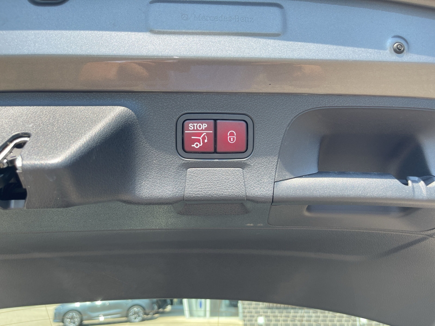 Fahrzeugabbildung Mercedes-Benz CLA 200 Shooting Brake AMG LINE LED Distronic SHZ