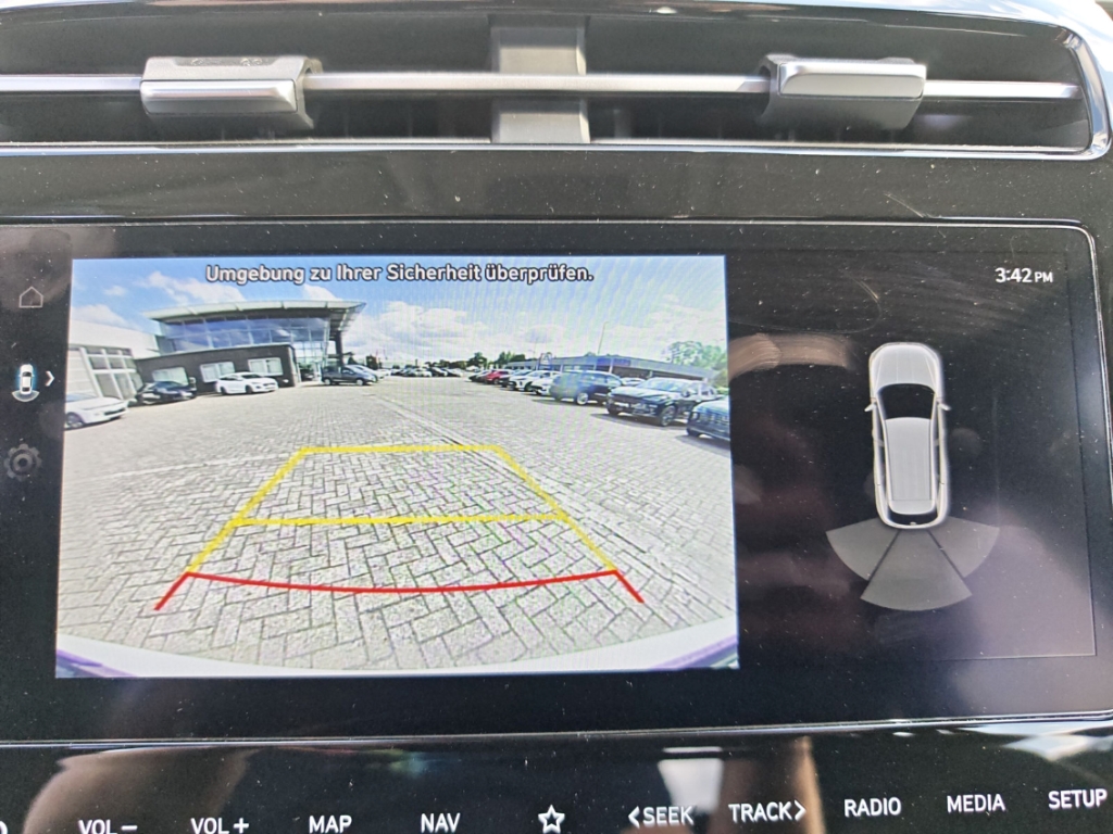 Fahrzeugabbildung Hyundai TUCSON 1.6 T-GDI MHEV Select Navi LED GRA SHZ RFK VirtCo Klimaautom