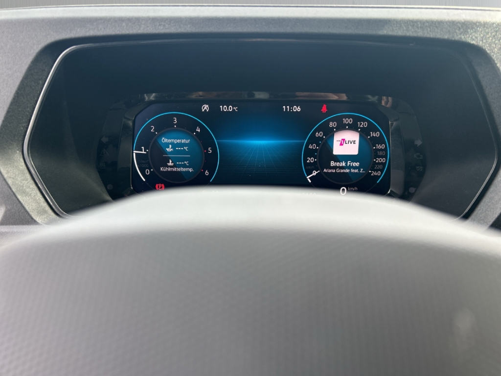 Fahrzeugabbildung Volkswagen Caddy Cargo 2.0 Servo Temp Klima LED Color Keyless