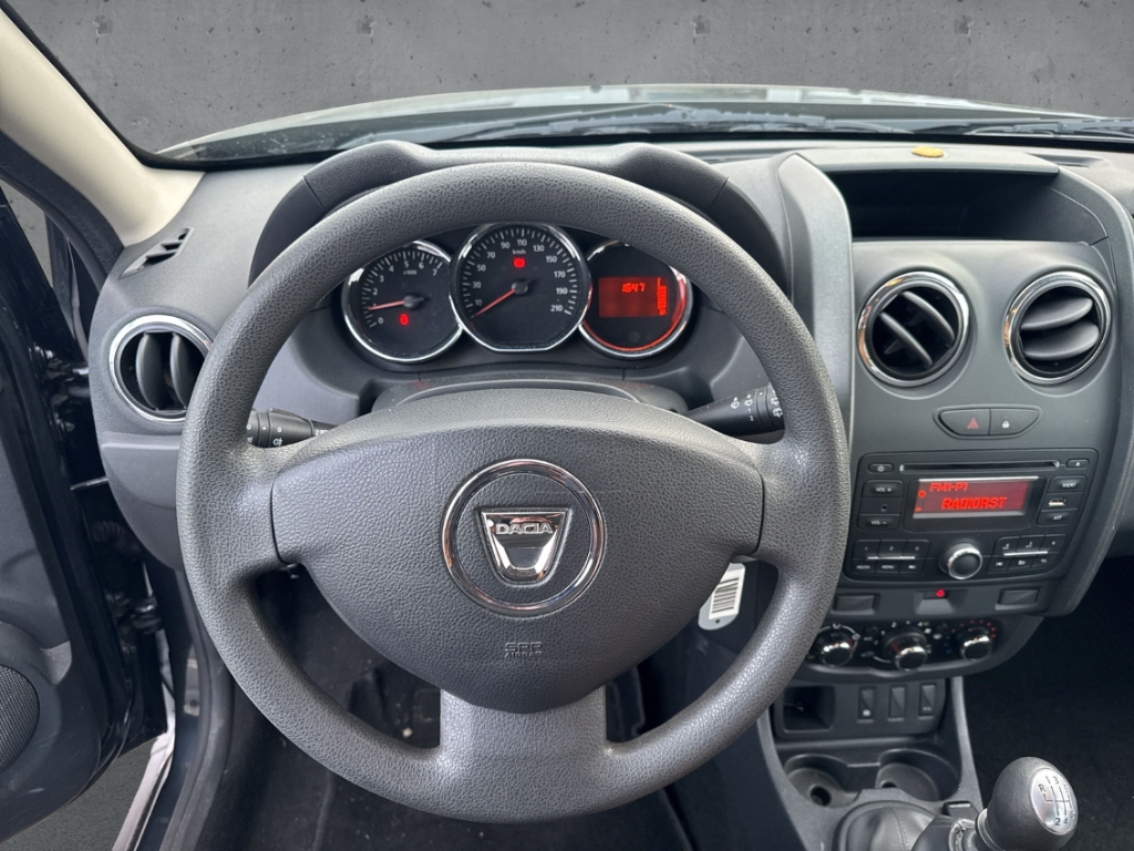 Fahrzeugabbildung Dacia Duster Ice 4x2 1.5 Kinders. Vorb. Klima Servo BT