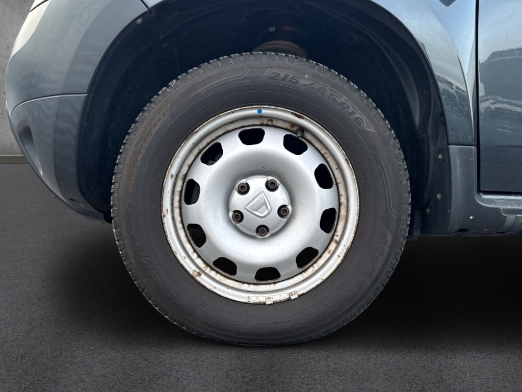 Fahrzeugabbildung Dacia Duster Ice 4x2 1.5 Kinders. Vorb. Klima Servo BT