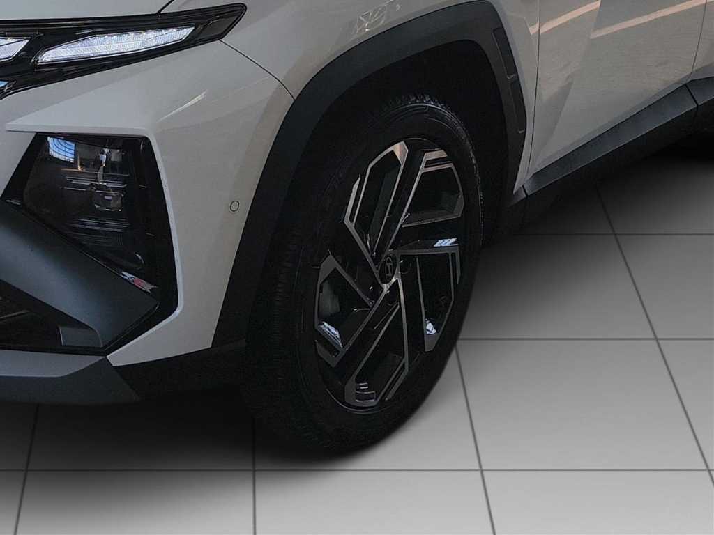 Fahrzeugabbildung Hyundai TUCSON FL PHEV 1.6 AT 4WD MY25 Prime Assist-P Pano Dig-Key MATRIX-LED Leder Digitales Cockpit