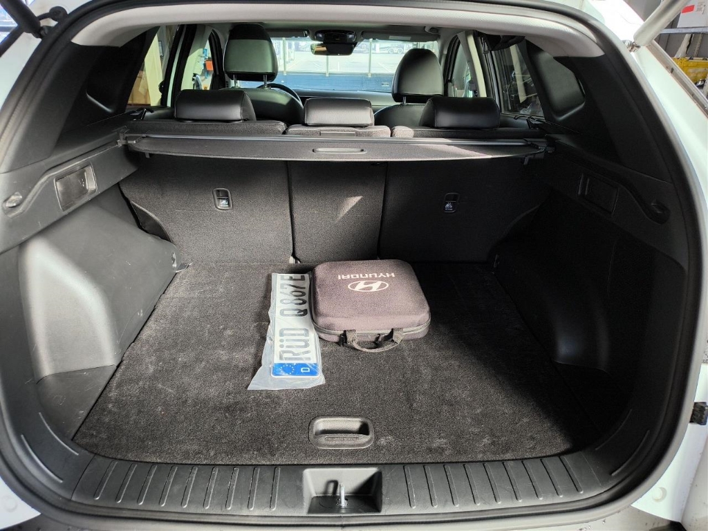 Fahrzeugabbildung Hyundai TUCSON FL PHEV 1.6 AT 4WD MY25 Prime Assist-P Pano Dig-Key MATRIX-LED Leder Digitales Cockpit