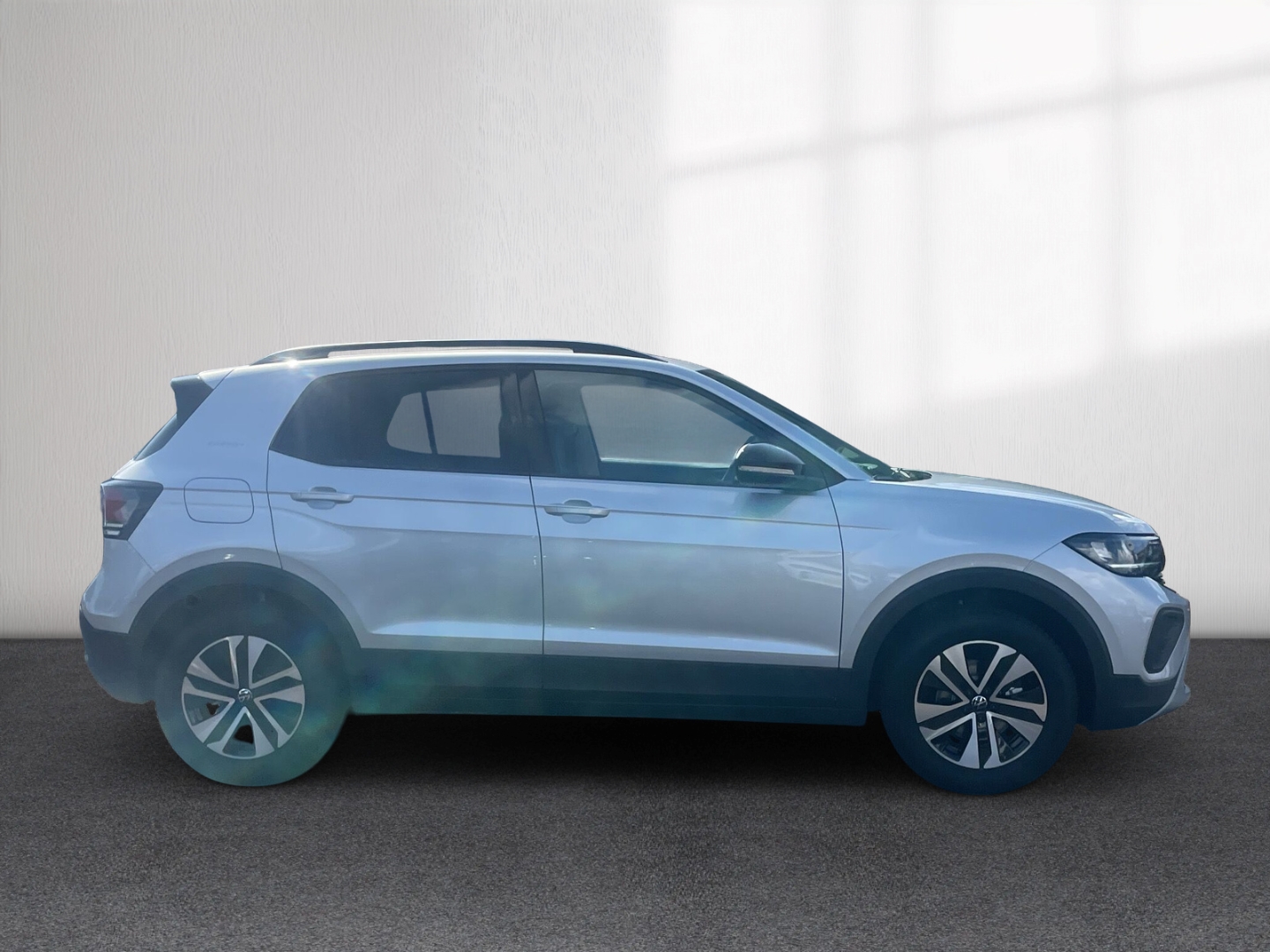 Fahrzeugabbildung Volkswagen T-Cross 1.0 TSI DSG ENERGY LED AHK GJR NAVI KAMERA