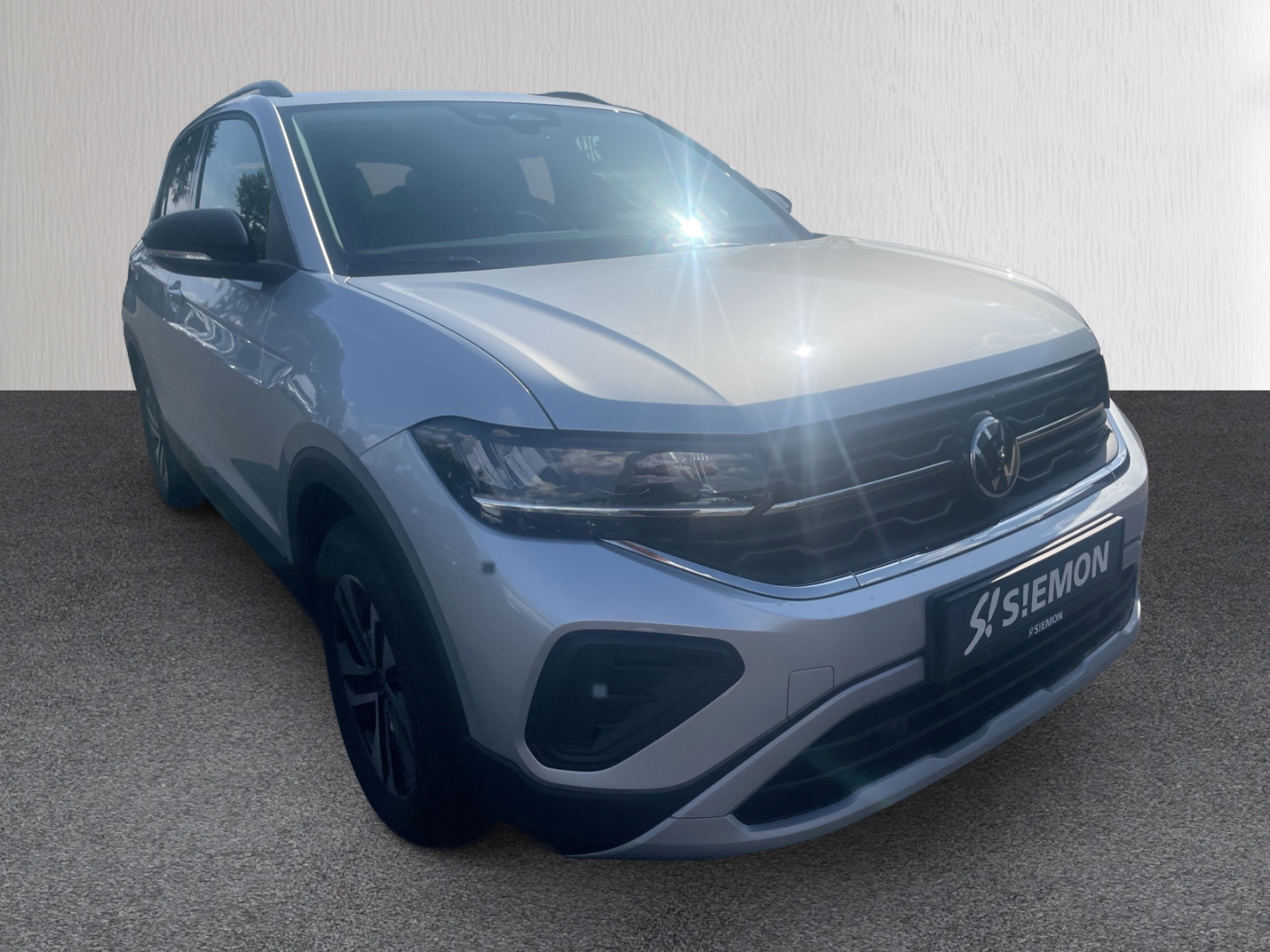 Fahrzeugabbildung Volkswagen T-Cross 1.0 TSI DSG ENERGY LED AHK GJR NAVI KAMERA