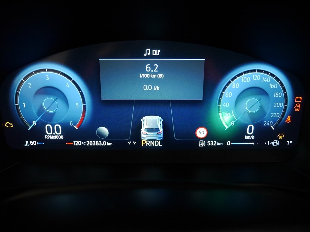 Fahrzeugabbildung Ford Focus Turn. Active X 1.5 EcoBl Auto. Pano B&O He