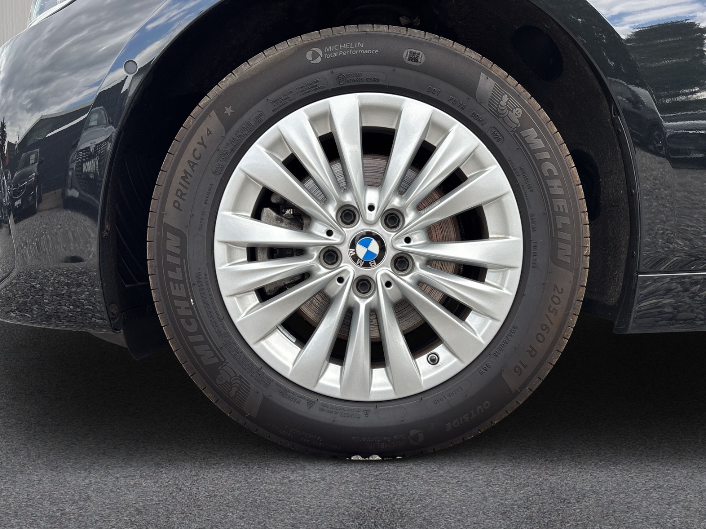 Fahrzeugabbildung BMW 218 Active Tourer Advantage NAV LED SHZ PPS