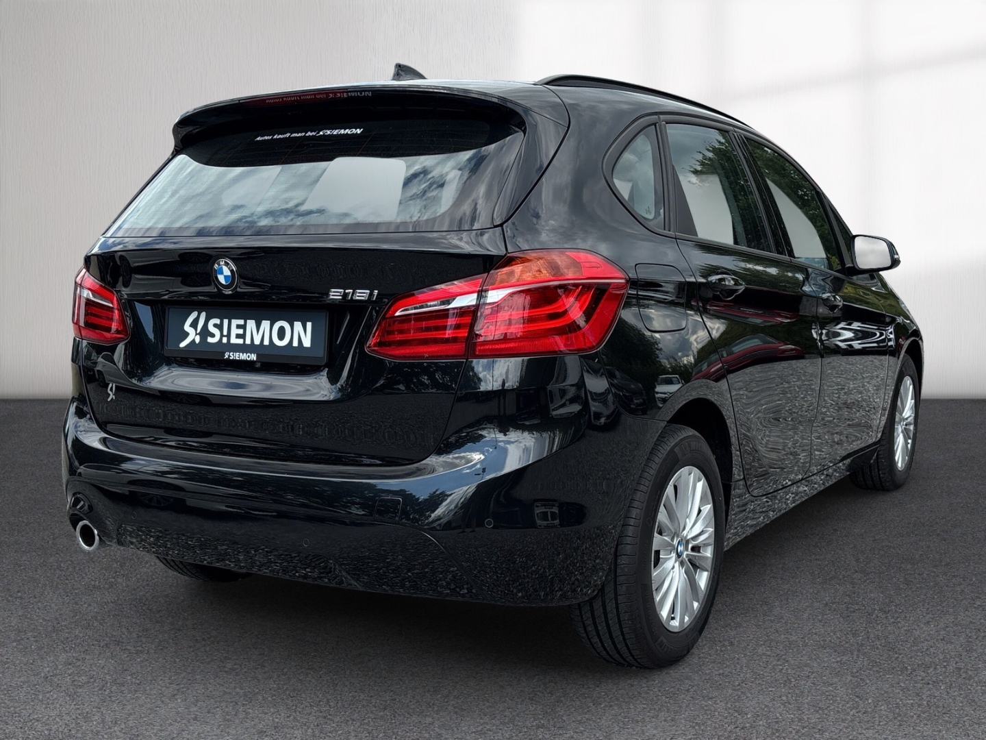Fahrzeugabbildung BMW 218 Active Tourer Advantage NAV LED SHZ PPS