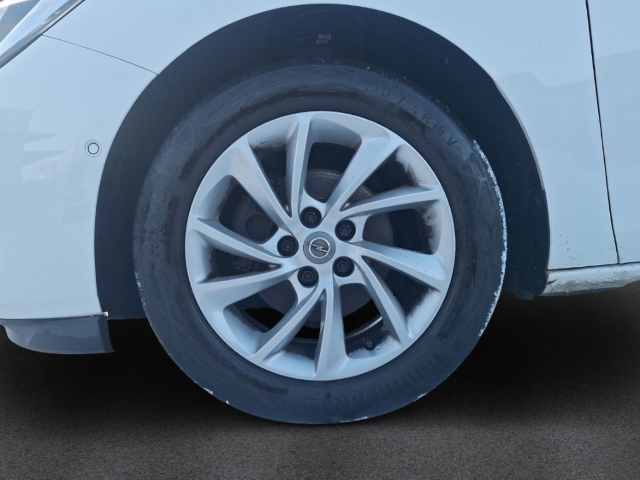 Fahrzeugabbildung Opel Astra K Sports Tourer 1.5 D Elegance AHK NAVI SHZ