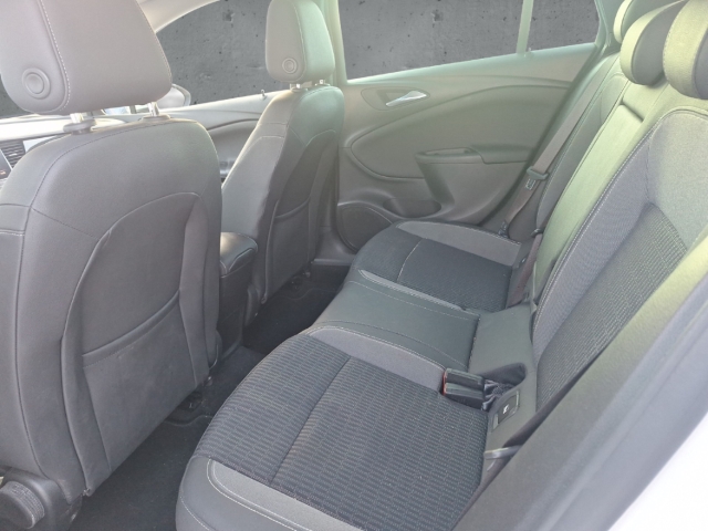 Fahrzeugabbildung Opel Astra K Sports Tourer 1.5 D Elegance AHK NAVI SHZ