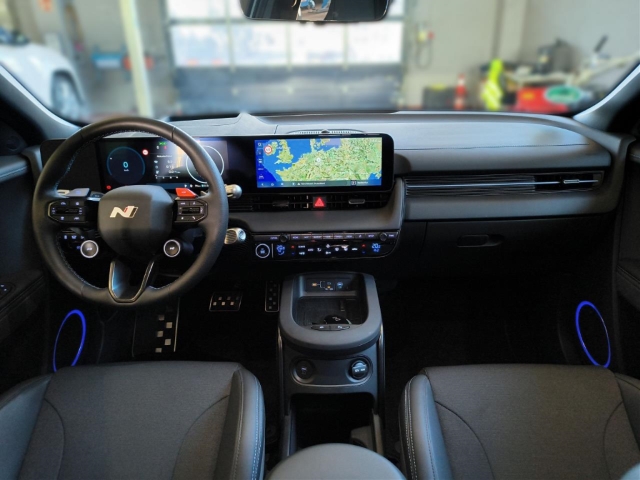 Fahrzeugabbildung Hyundai IONIQ 5 4WD 84kWh N-Performance HUD Navi Digitales Cockpit Sportpaket Soundsystem