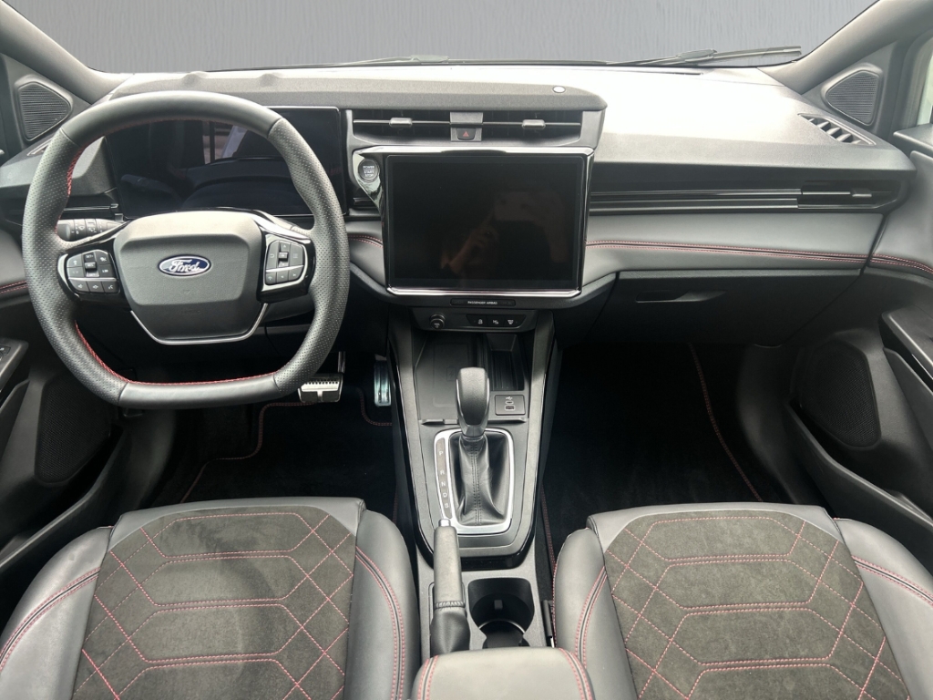 Fahrzeugabbildung Ford Puma 1.0 EB Hybr ST-LineX Matrix elHK Winter GJR