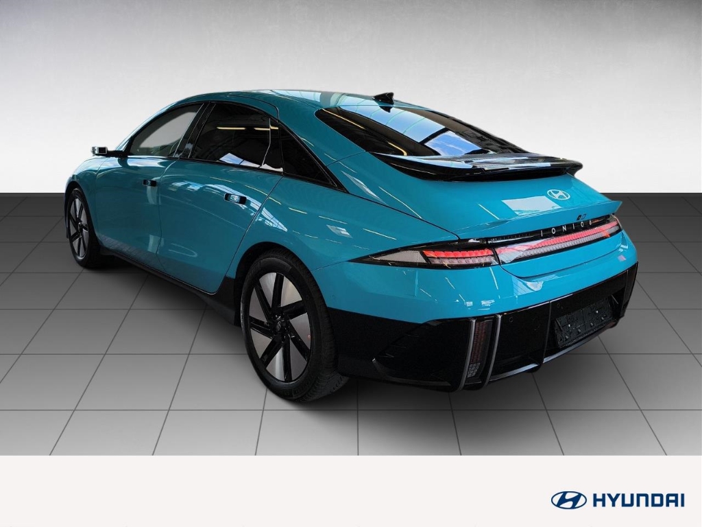 Fahrzeugabbildung Hyundai IONIQ 6 77,4kWh 2WD UNIQ Digi-Spiegel Schiebedach HUD Navi Digitales Cockpit Memory Soundsystem