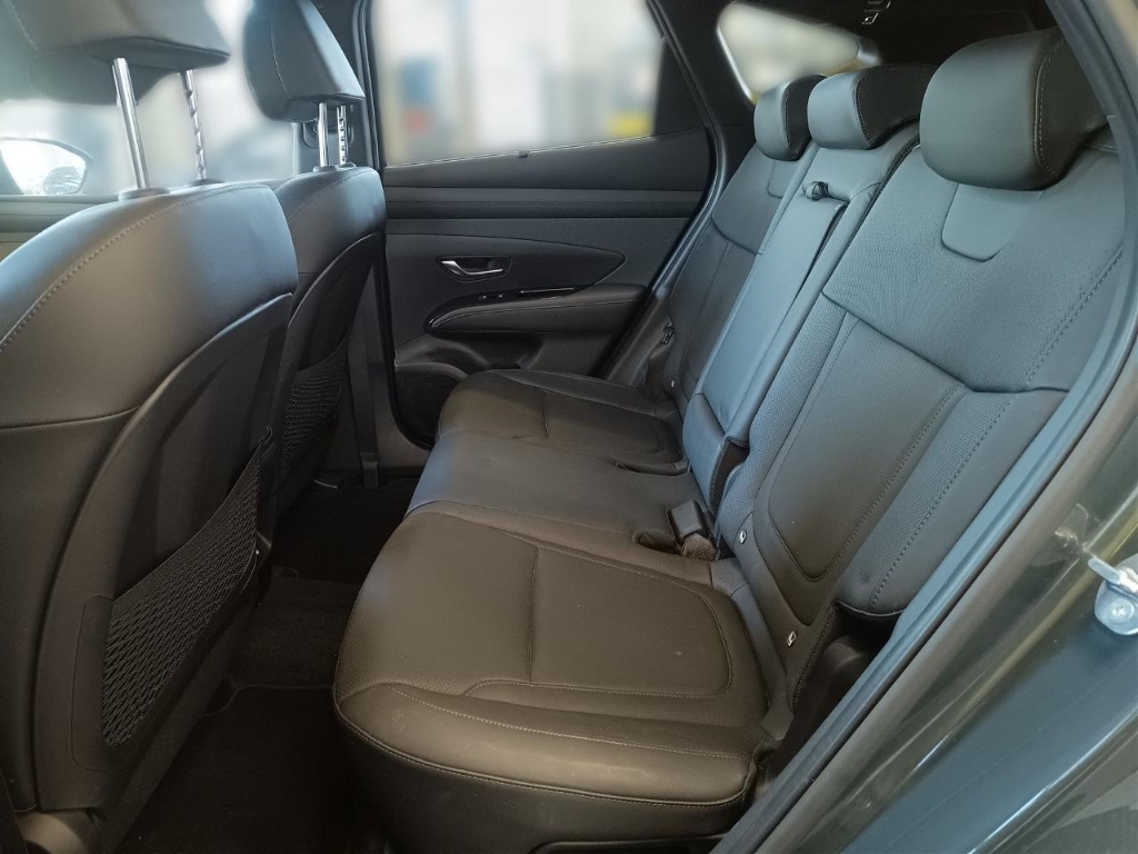 Fahrzeugabbildung Hyundai TUCSON FL PHEV 1.6 AT 4WD MY25 Prime ECS Assist-P DIG-KEY AHK MATRIX-LED Leder