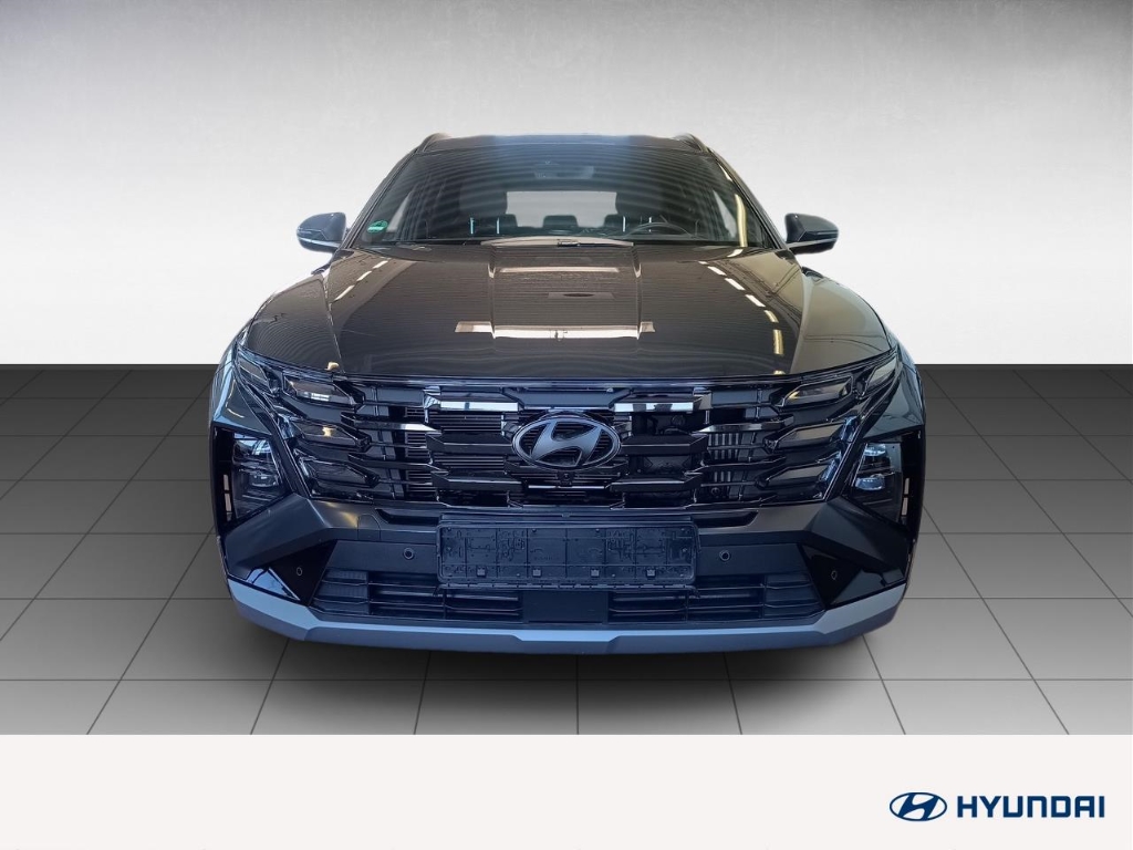 Fahrzeugabbildung Hyundai TUCSON FL PHEV 1.6 AT 4WD MY25 Prime ECS Assist-P DIG-KEY AHK MATRIX-LED Leder