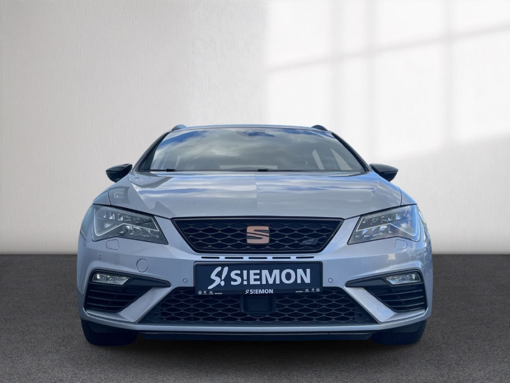 Fahrzeugabbildung SEAT Leon ST Cupra 300 4Drive PANO VIRT ACC DCC BEATS