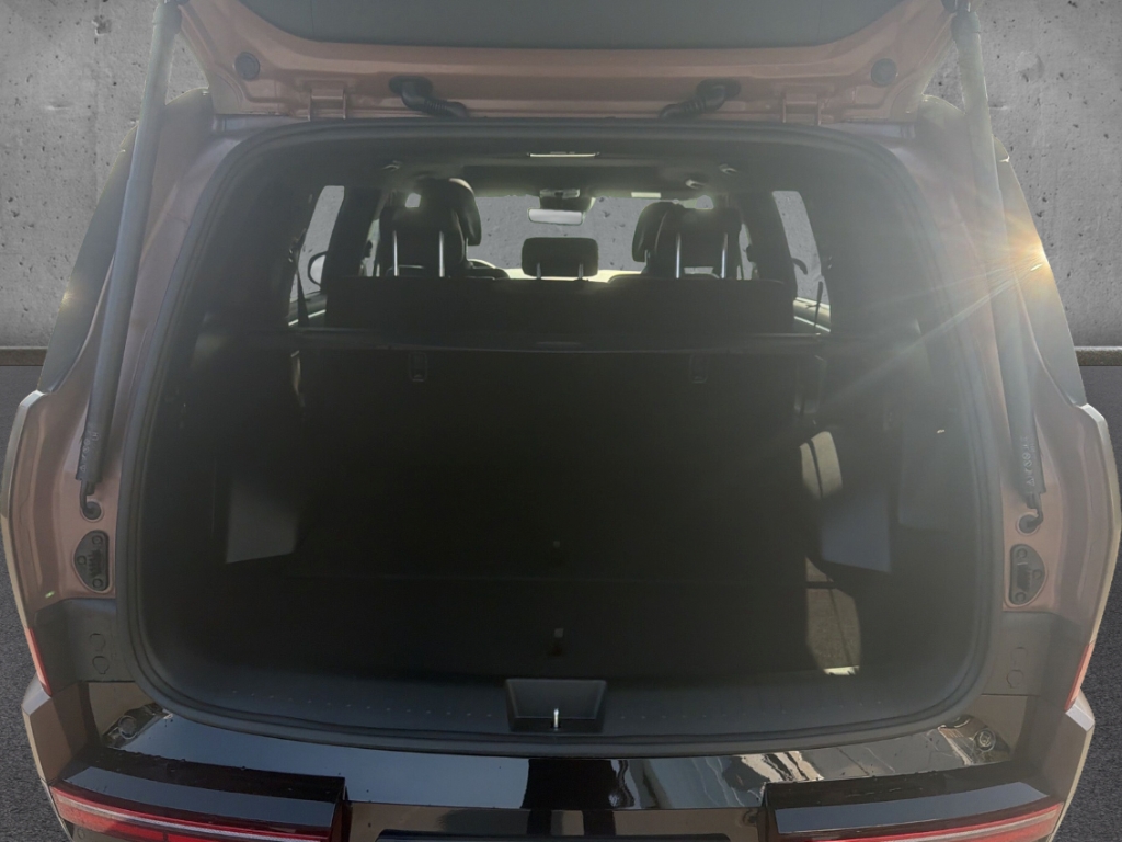 Fahrzeugabbildung Hyundai SANTA FE MY26 HEV 1.6 4WD BLACKLINE Schiebedach HUD Navi Leder digitales Cockpit