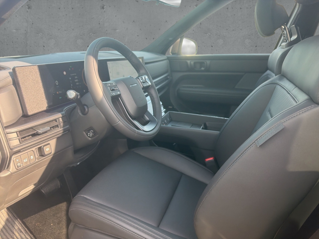 Fahrzeugabbildung Hyundai SANTA FE MY26 HEV 1.6 4WD BLACKLINE Schiebedach HUD Navi Leder digitales Cockpit