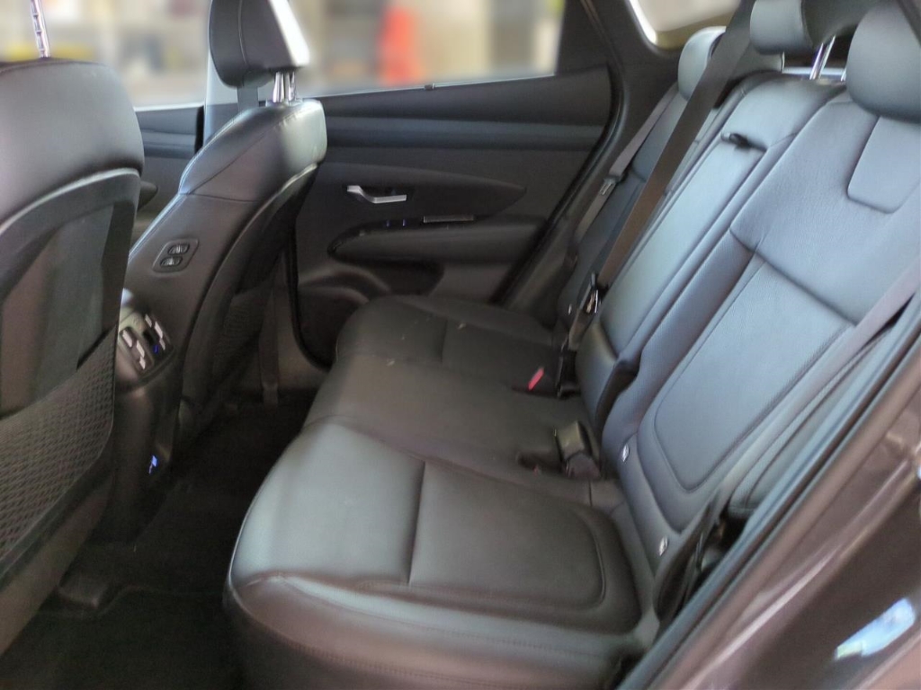 Fahrzeugabbildung Hyundai TUCSON FL PHEV 1.6 AT 4WD MY25 Prime ECS Assist-P MATRIX-LED Leder Digitales Cockpit Soundsystem