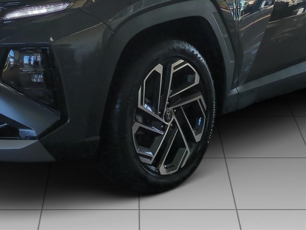 Fahrzeugabbildung Hyundai TUCSON FL PHEV 1.6 AT 4WD MY25 Prime ECS Assist-P MATRIX-LED Leder Digitales Cockpit Soundsystem