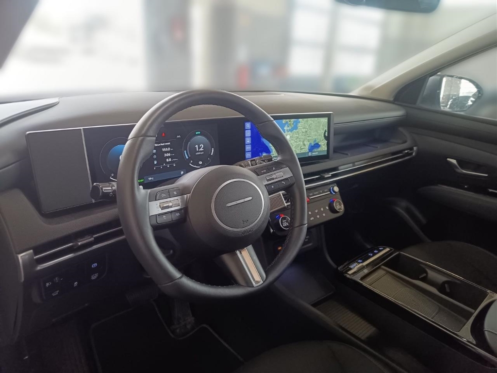 Fahrzeugabbildung Hyundai TUCSON FL HEV 1.6 AT 2WD MY25 Trend Navi Digitales Cockpit LED ACC El. Heckklappe