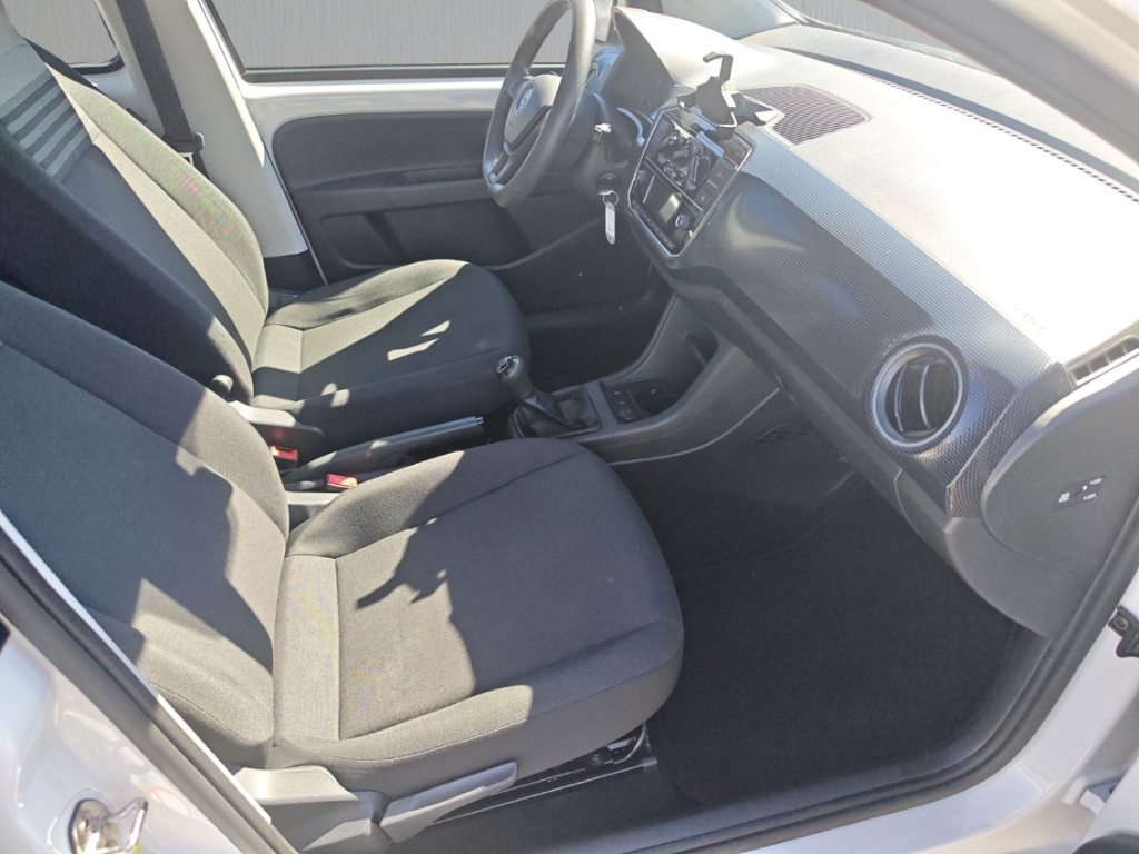 Fahrzeugabbildung Volkswagen up! 1,0 BMT move Temp Klima PDC