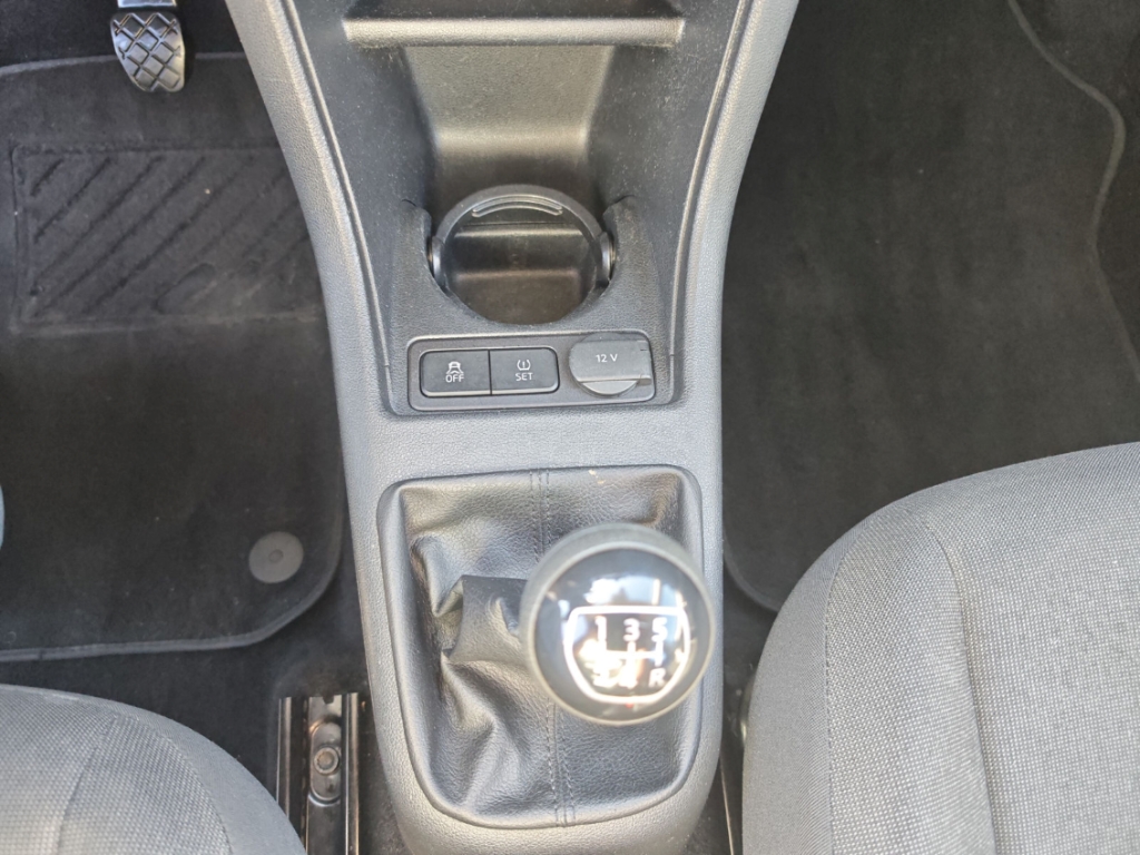 Fahrzeugabbildung Volkswagen up! 1,0 BMT move Temp Klima PDC