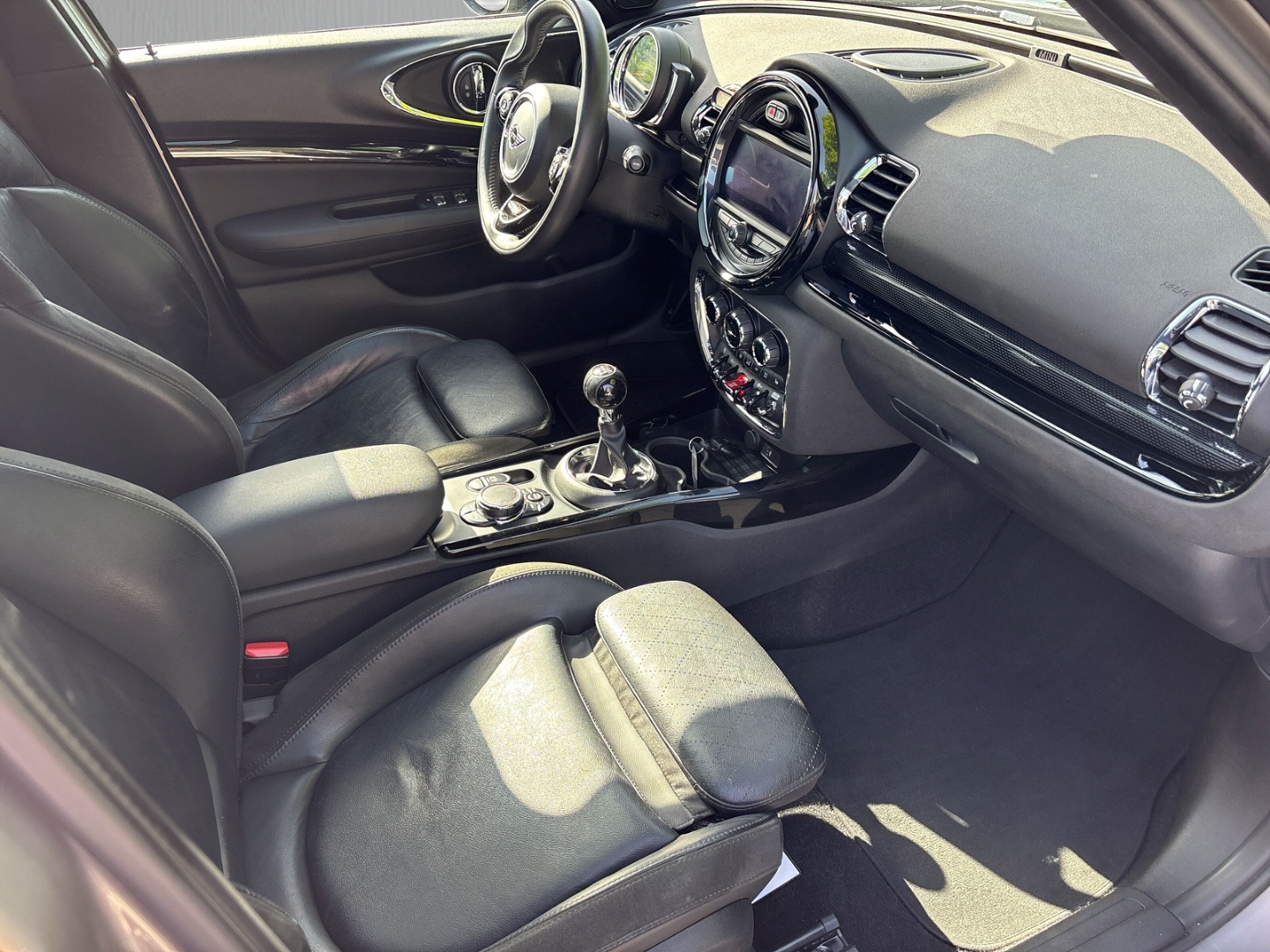 Fahrzeugabbildung MINI Cooper D Clubman 2.0 SHZ RFK Pano LED PPS