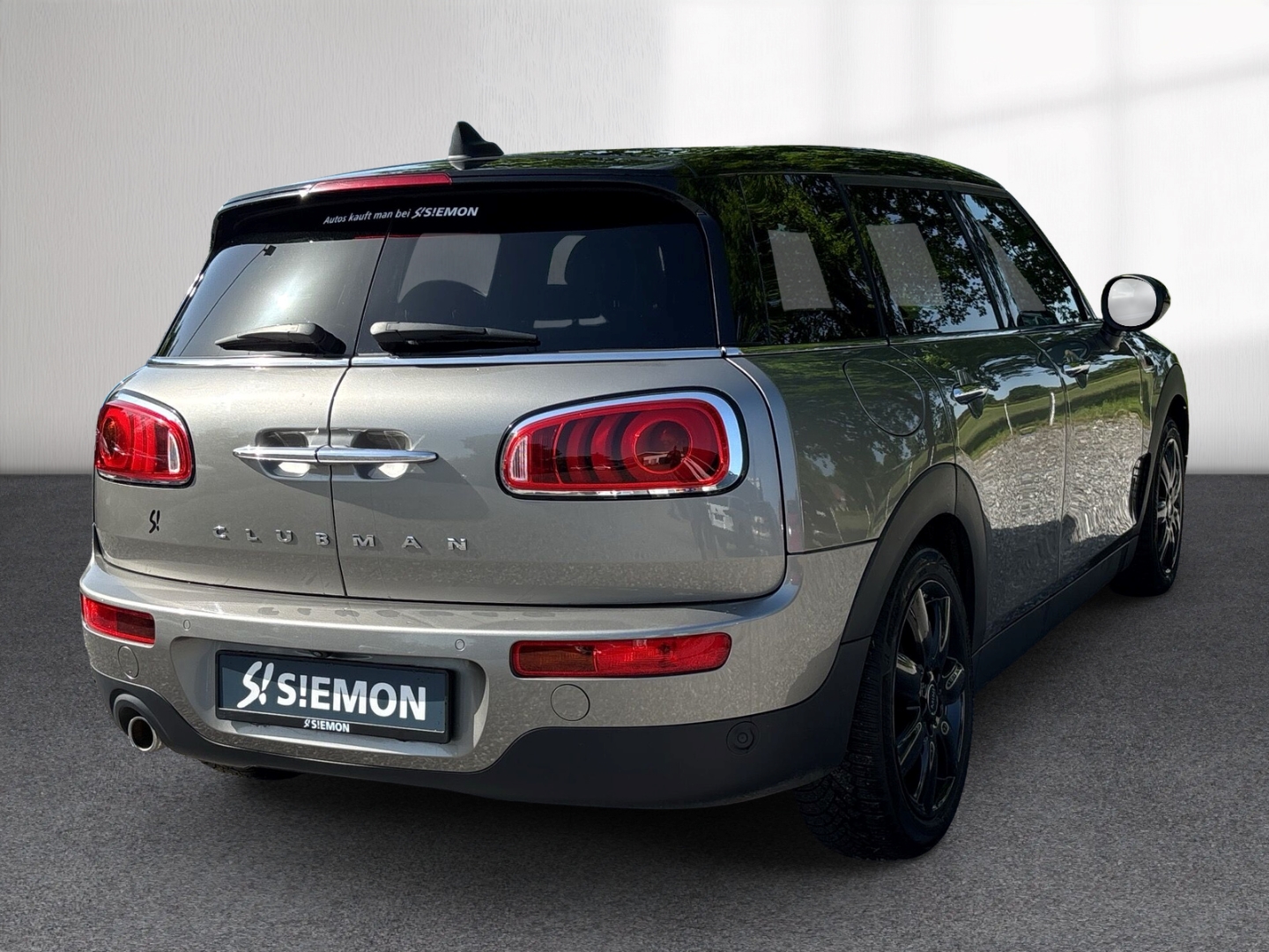 Fahrzeugabbildung MINI Cooper D Clubman 2.0 SHZ RFK Pano LED PPS