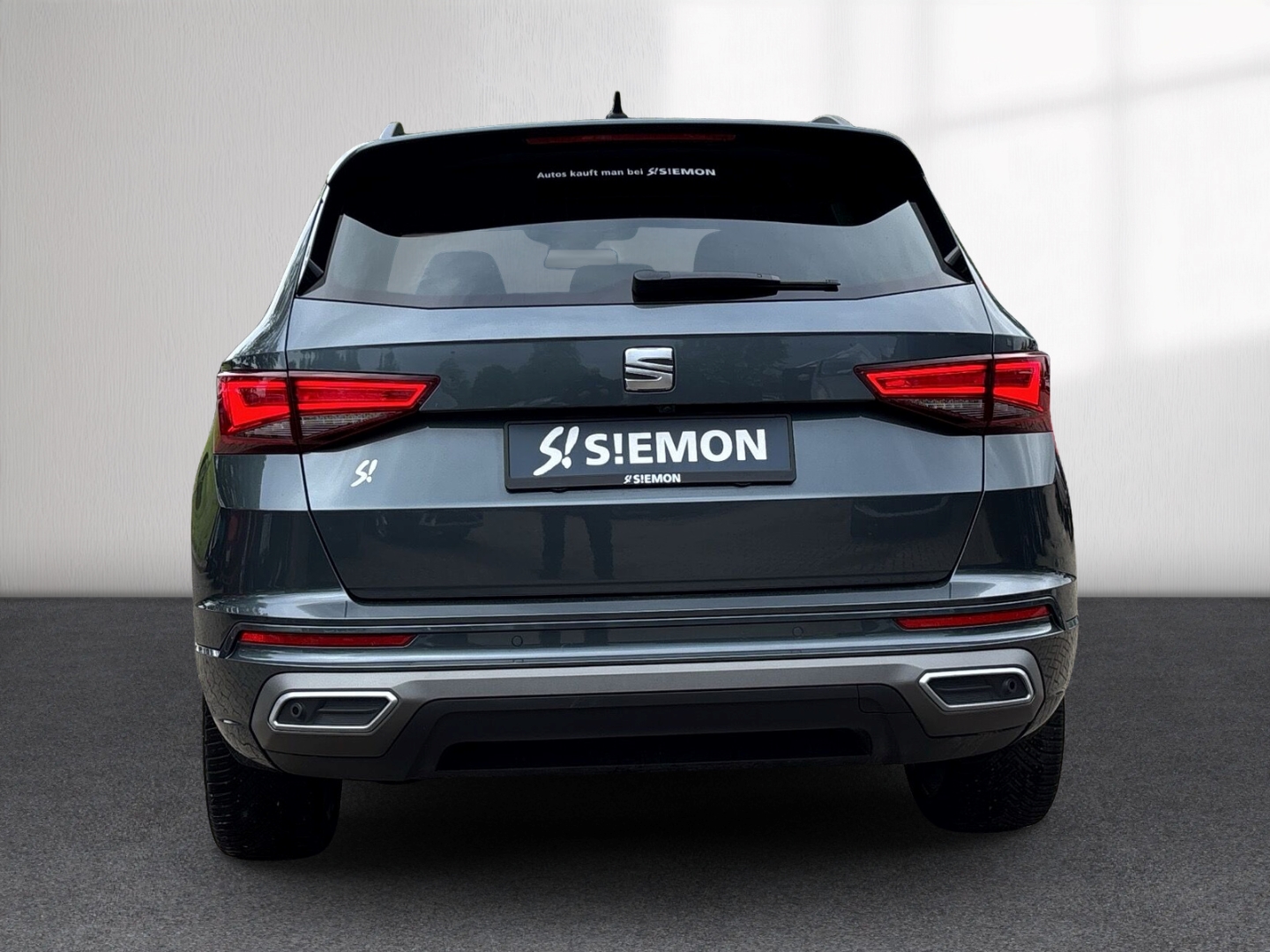 Fahrzeugabbildung SEAT Ateca FR 4Drive FR-Line 2.0TDI DSG AHK RFK SHZ LED