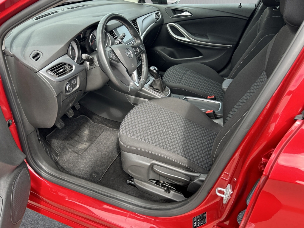 Fahrzeugabbildung Opel Astra K 1.2 Turbo Navi RKam LED PDC SHZ GRA Allwetter