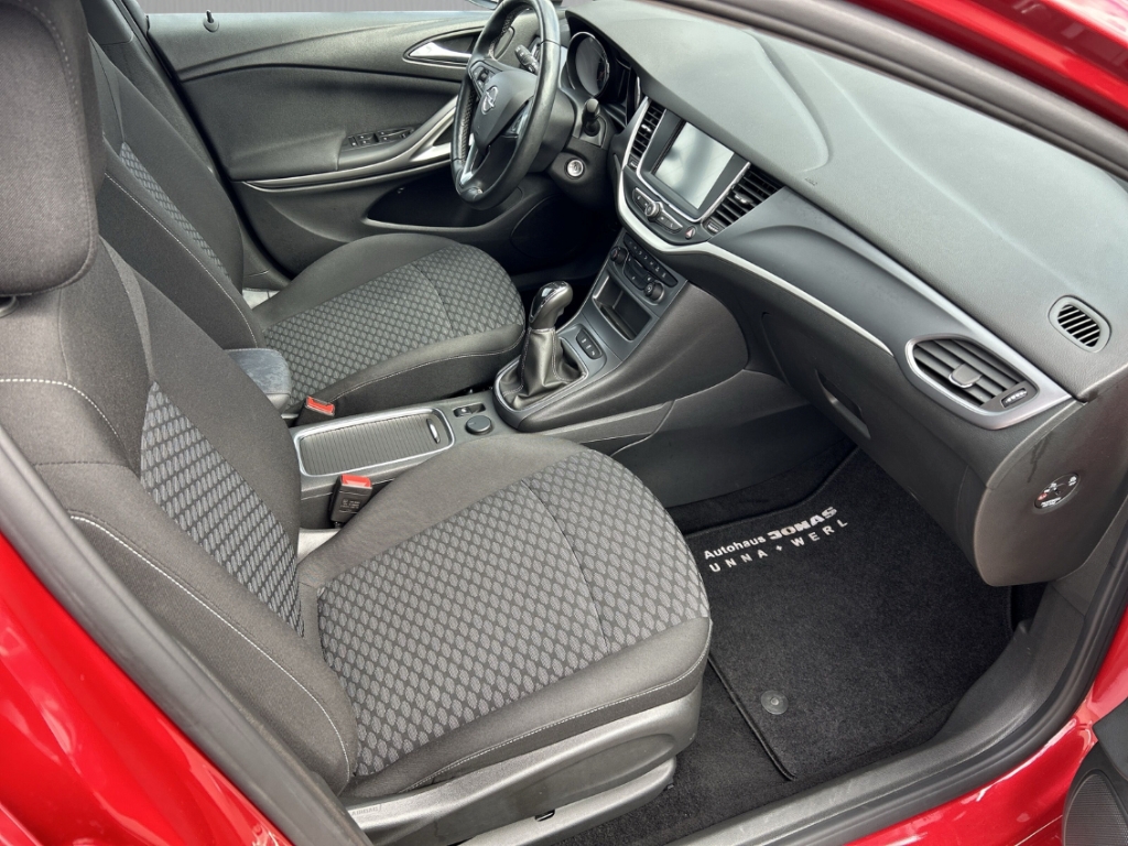 Fahrzeugabbildung Opel Astra K 1.2 Turbo Navi RKam LED PDC SHZ GRA Allwetter