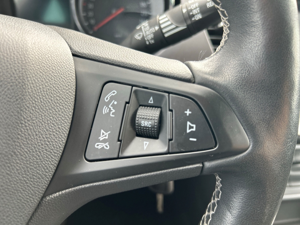 Fahrzeugabbildung Opel Astra K 1.2 Turbo Navi RKam LED PDC SHZ GRA Allwetter
