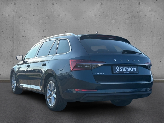 Fahrzeugabbildung SKODA Superb Combi 2.0 TDI DSG Style AHK LED SHZ NAVI