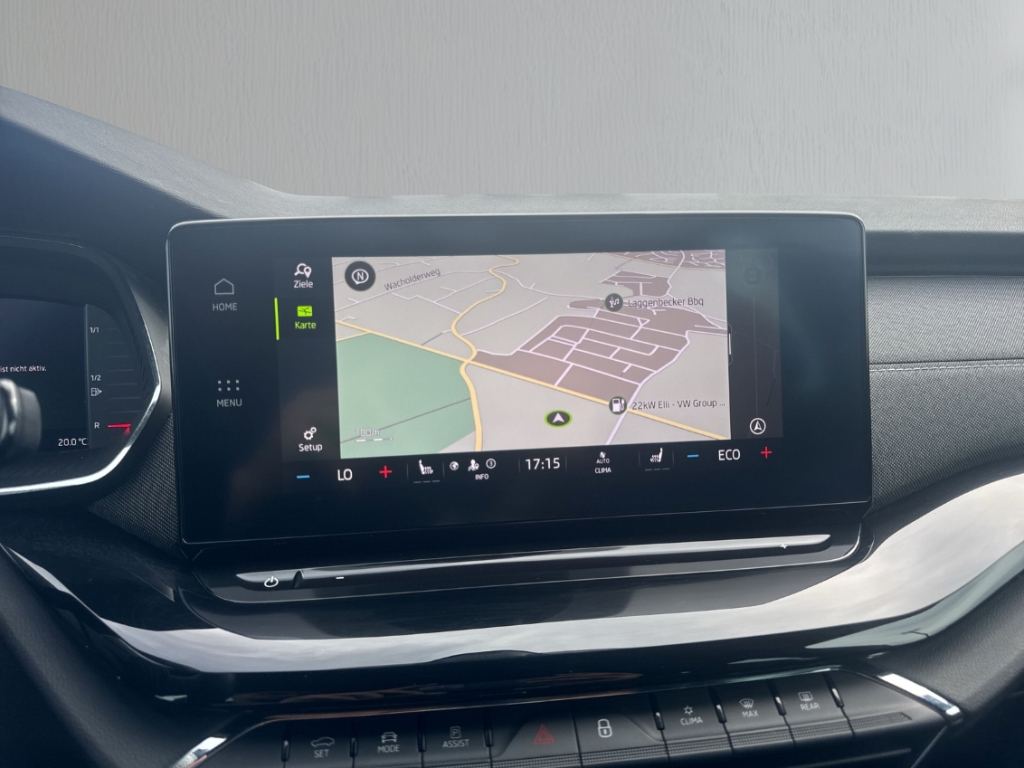 Fahrzeugabbildung SKODA Octavia Sportline iV ACC SHZ NAV KLIM HEAD UP