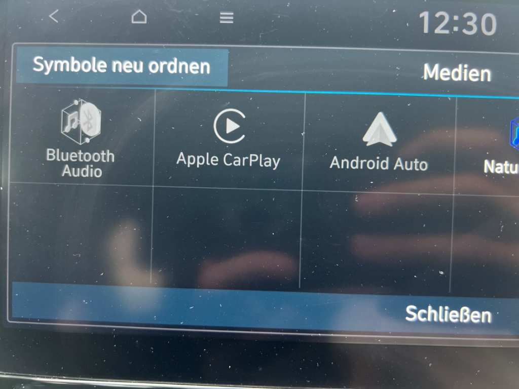 Fahrzeugabbildung Hyundai TUCSON Trend 2WD HEV 1.6 T-GDi TREND Navi LED ACC
