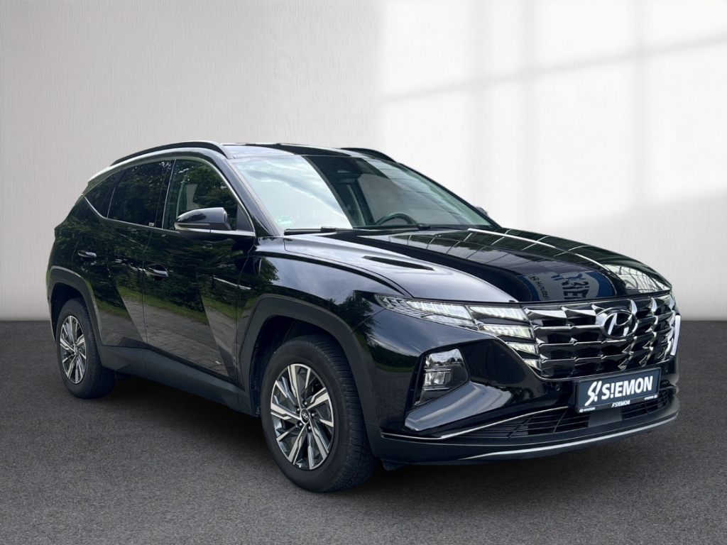 Fahrzeugabbildung Hyundai TUCSON Trend 2WD HEV 1.6 T-GDi TREND Navi LED ACC