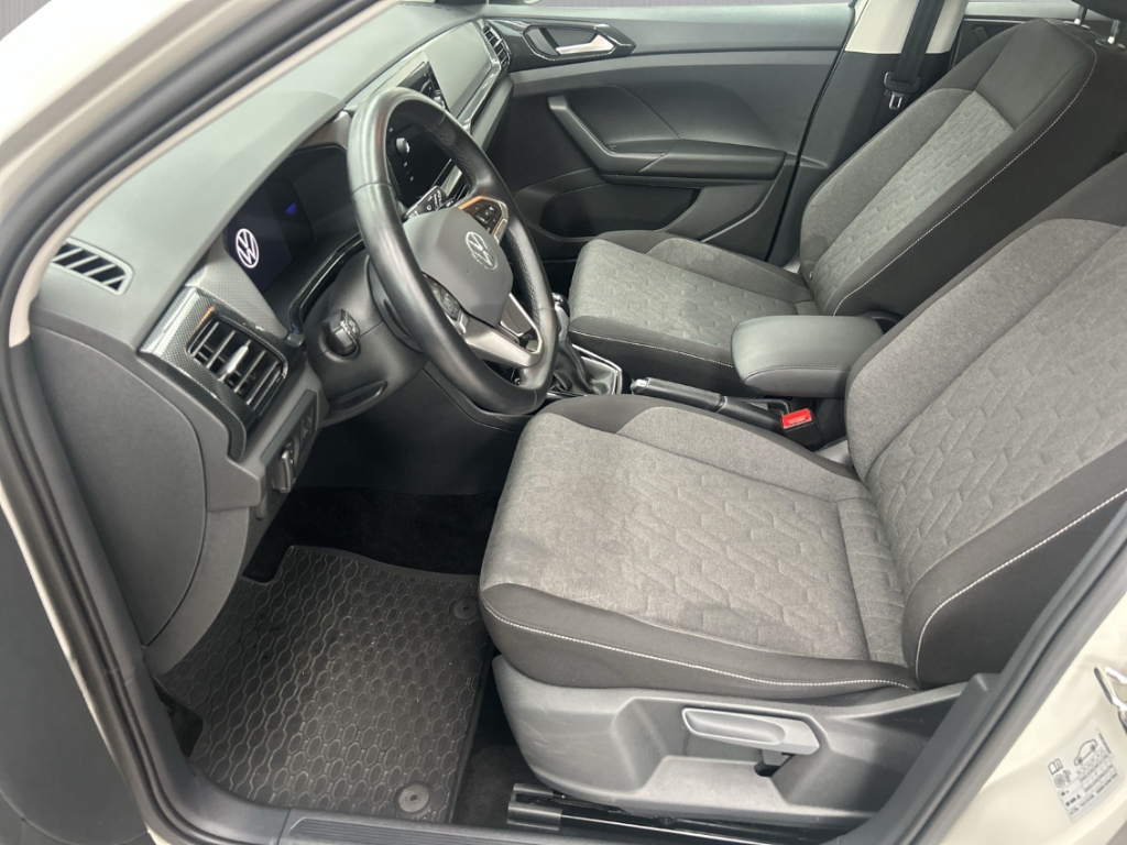 Fahrzeugabbildung Volkswagen T-Cross 1.0 TSI DSG Life ACC LED IQ.Drive SHZ R-Kam