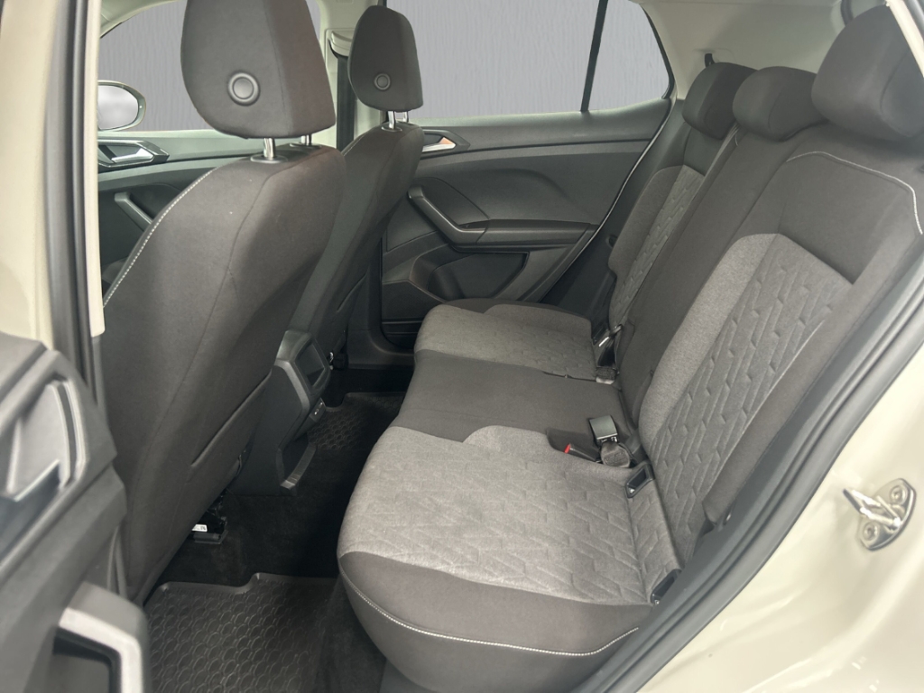 Fahrzeugabbildung Volkswagen T-Cross 1.0 TSI DSG Life ACC LED IQ.Drive SHZ R-Kam