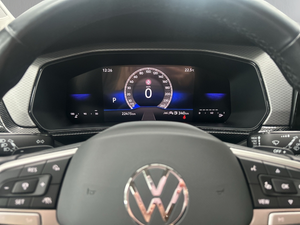 Fahrzeugabbildung Volkswagen T-Cross 1.0 TSI DSG Life ACC LED IQ.Drive SHZ R-Kam